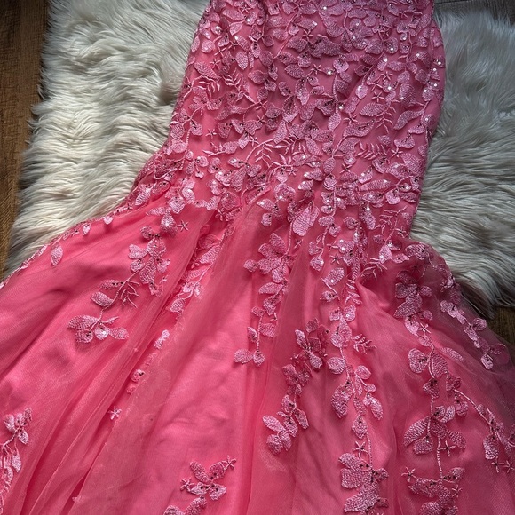 MORI LEE Bright Pink 2 Piece Floral Sparkly Lace Up Prom Gown - Picture 9 of 14